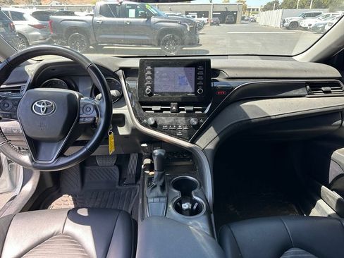 Used 2024 Toyota Camry SE FWD image 8