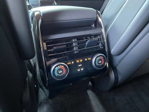 Used 2025 Land Rover Range Rover Sport Autobiography AWD/4WD image 12