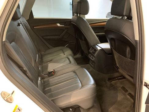 Used 2023 Audi Q5 Premium AWD/4WD image 55