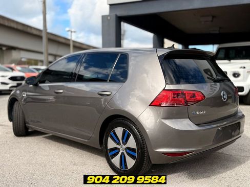 Used 2016 Volkswagen e-Golf SE FWD image 5