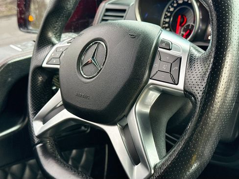 Used 2017 Mercedes-Benz G 63 AMG 4MATIC image 35