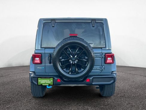 Used 2024 Jeep Wrangler Unlimited Sahara AWD/4WD image 4