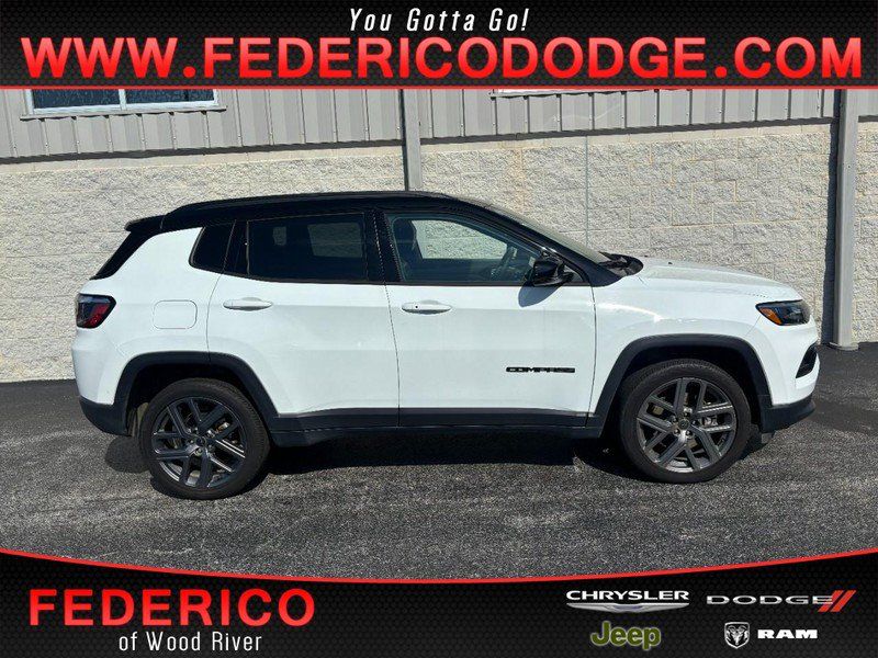 Used 2026 Jeep Compass Limited AWD/4WD image 1