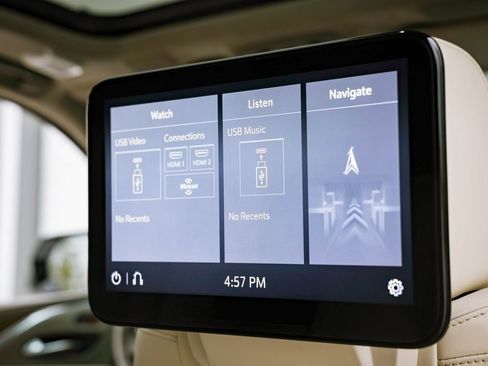 Used 2021 Cadillac Escalade Sport Platinum w/ LPO, ONYX Package image 28