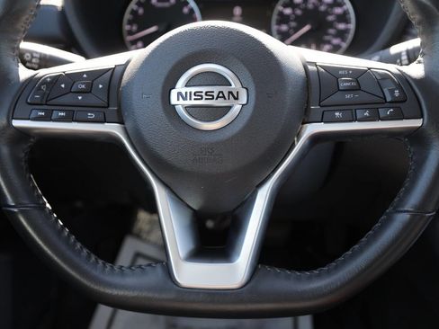 Used 2021 Nissan Sentra SV image 18