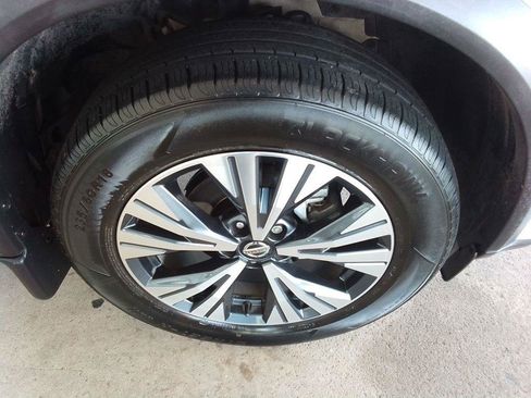 Used 2021 Nissan Rogue SV w/ Premium Package AWD/4WD image 29