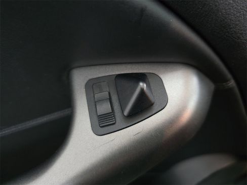 Used 2004 BMW M3 Convertible image 27