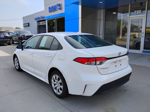 Used 2024 Toyota Corolla LE FWD image 7
