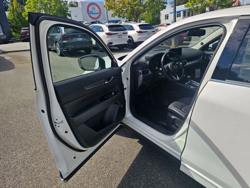 New 2025 MAZDA CX-5 AWD 2.5 S w/ Premium Plus Pkg image 21