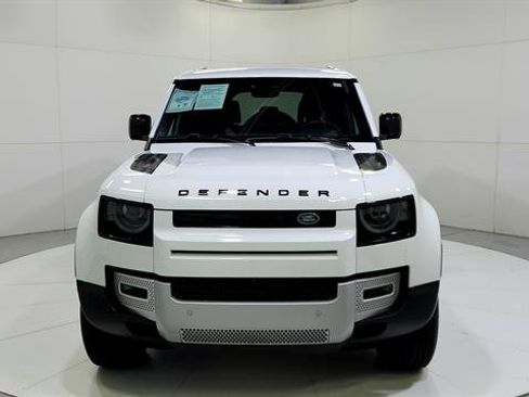 Used 2025 Land Rover Defender 110 S AWD/4WD image 2