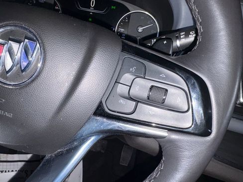 Used 2024 Buick Enclave Premium image 26