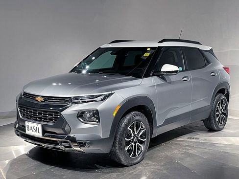 Used 2023 Chevrolet TrailBlazer ACTIV w/ Convenience Package image 8