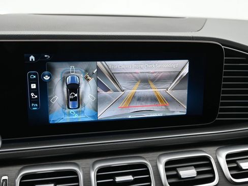 New 2026 Mercedes-Benz GLS 450 4MATIC image 13