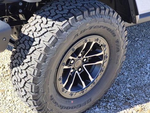 New 2026 Jeep Wrangler Unlimited Rubicon image 8