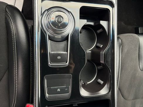 Used 2019 Ford Edge ST w/ Convenience Package image 25