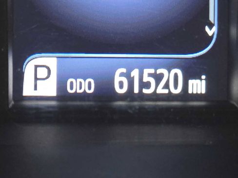 Used 2015 Toyota Camry XSE w/ Advanced Technology Package FWD image 19