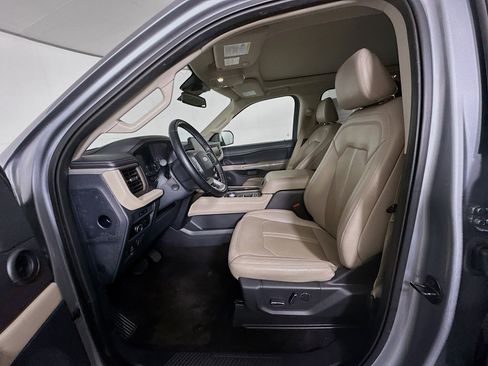 Used 2024 Ford Expedition Max Limited image 13