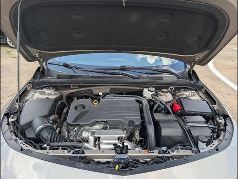 Used 2023 Chevrolet Malibu LT FWD image 24