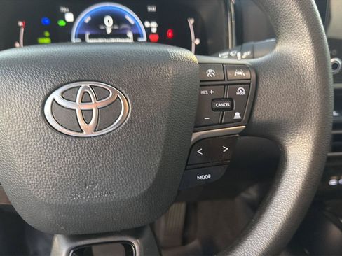 Certified 2025 Toyota Camry LE FWD image 22