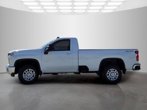 Used 2024 Chevrolet Silverado 2500 LT AWD/4WD image 7