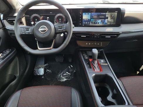 New 2025 Nissan Kicks SR image 21