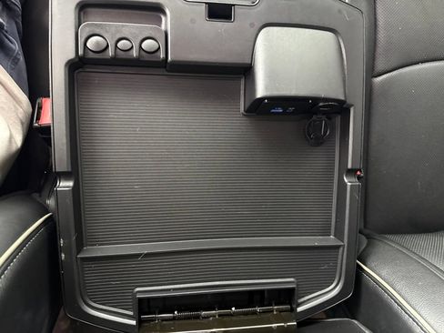 Used 2017 RAM 1500 Limited AWD/4WD image 24