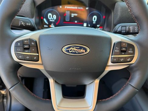 New 2026 Ford Explorer Active w/ Active Comfort Package image 13