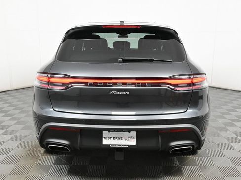 Certified 2025 Porsche Macan image 21