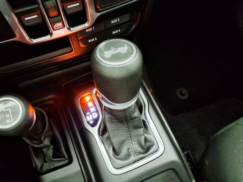 Used 2021 Jeep Wrangler Unlimited Sport AWD/4WD image 20