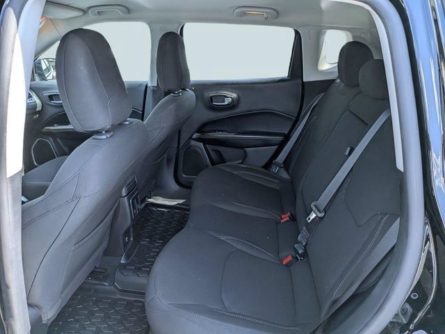 Used 2021 Jeep Compass Sport AWD/4WD image 13