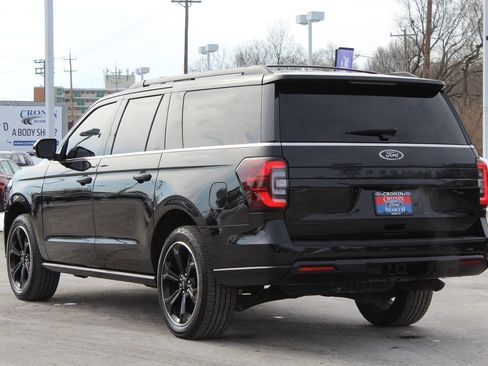 Used 2022 Ford Expedition Max Limited image 5