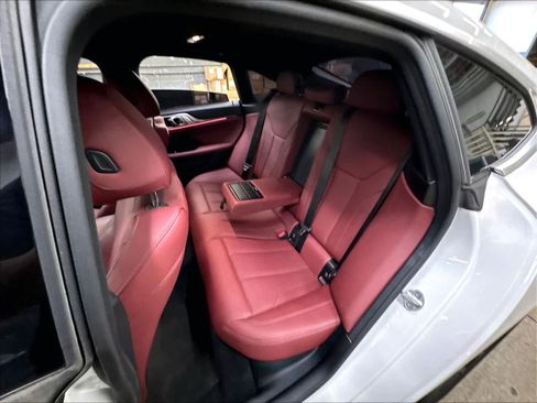 Used 2024 BMW i4 eDrive35 w/ Premium Package RWD image 28