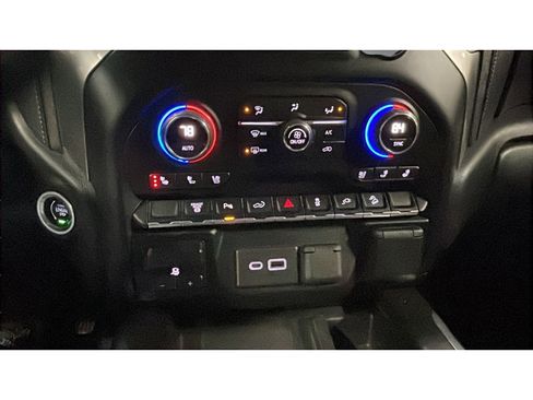 Certified 2021 Chevrolet Silverado 2500 LTZ w/ Z71 Chrome Sport Edition image 13