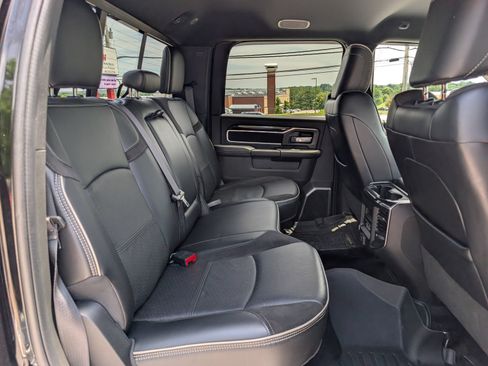 Used 2022 RAM 2500 Laramie AWD/4WD image 13