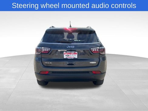 Used 2024 Jeep Compass Latitude AWD/4WD image 8