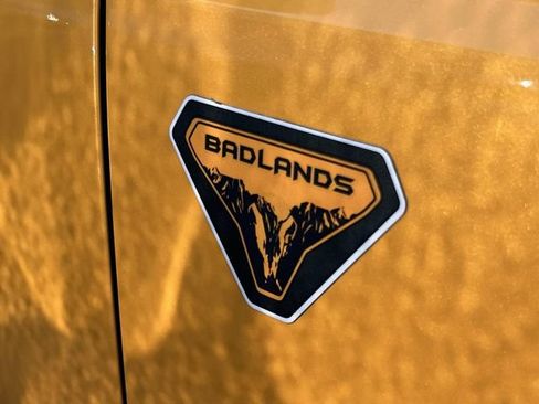 Used 2021 Ford Bronco Badlands AWD/4WD image 5