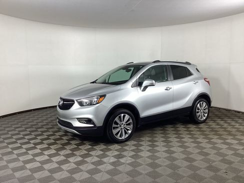 Used 2018 Buick Encore Preferred AWD/4WD image 6