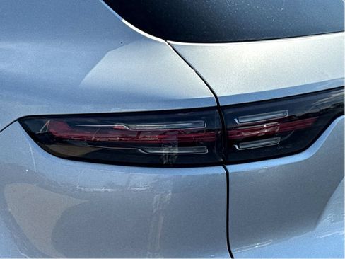 Used 2019 Porsche Cayenne S AWD/4WD image 6