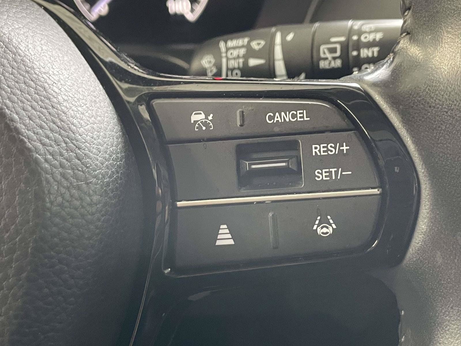 Used 2024 Honda HR-V EX-L image 22