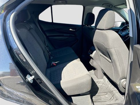 Used 2024 Chevrolet Equinox LT w/ LPO, Floor Liner Package image 27