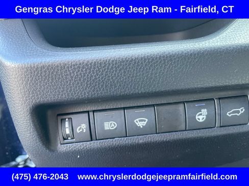 Used 2021 Toyota RAV4 XLE w/ Convenience Package AWD/4WD image 47