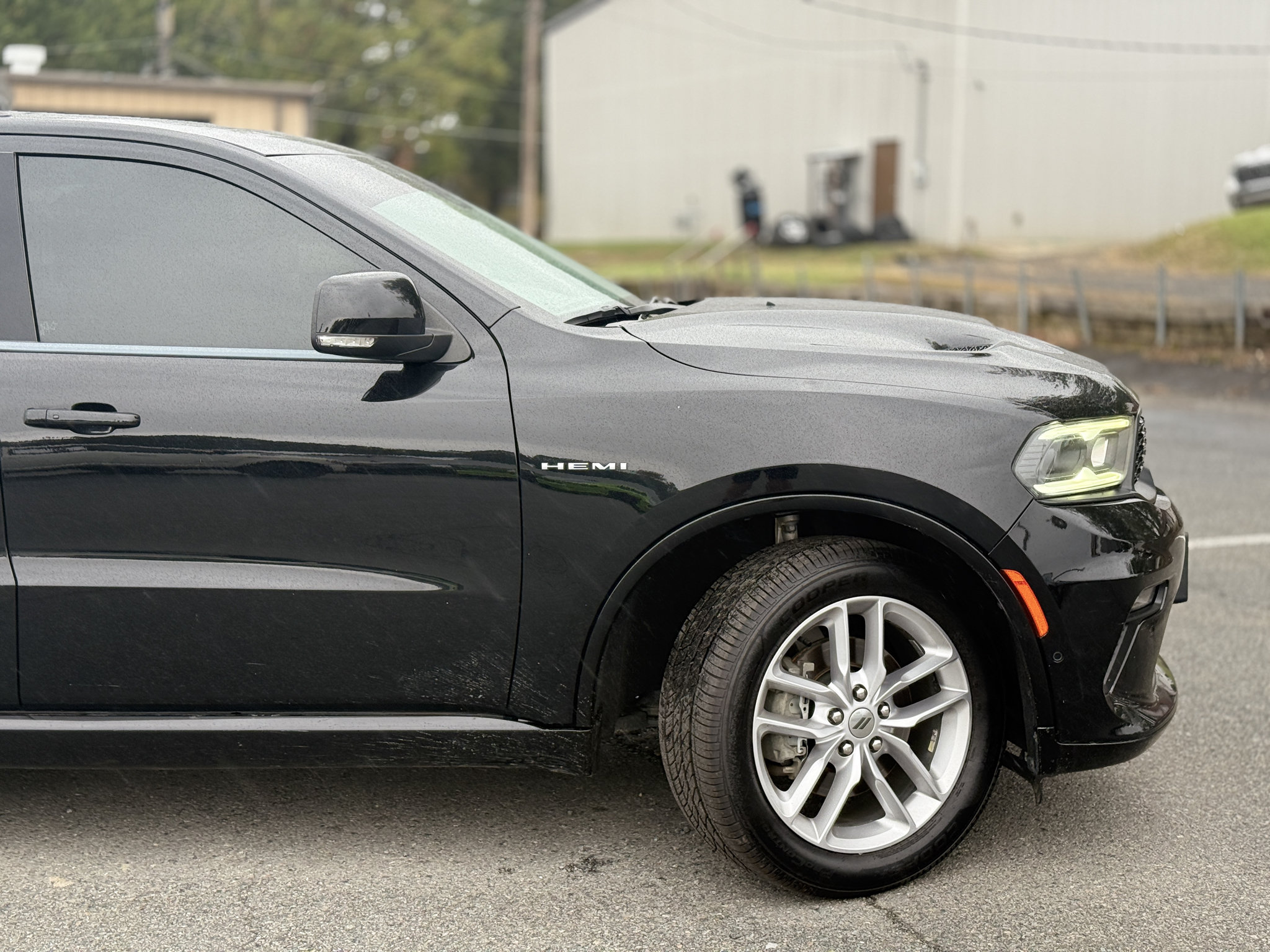 Used 2023 Dodge Durango R/T RWD image 12