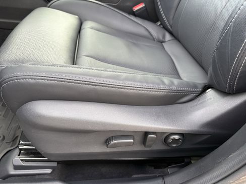 Used 2023 Subaru Outback Limited image 26