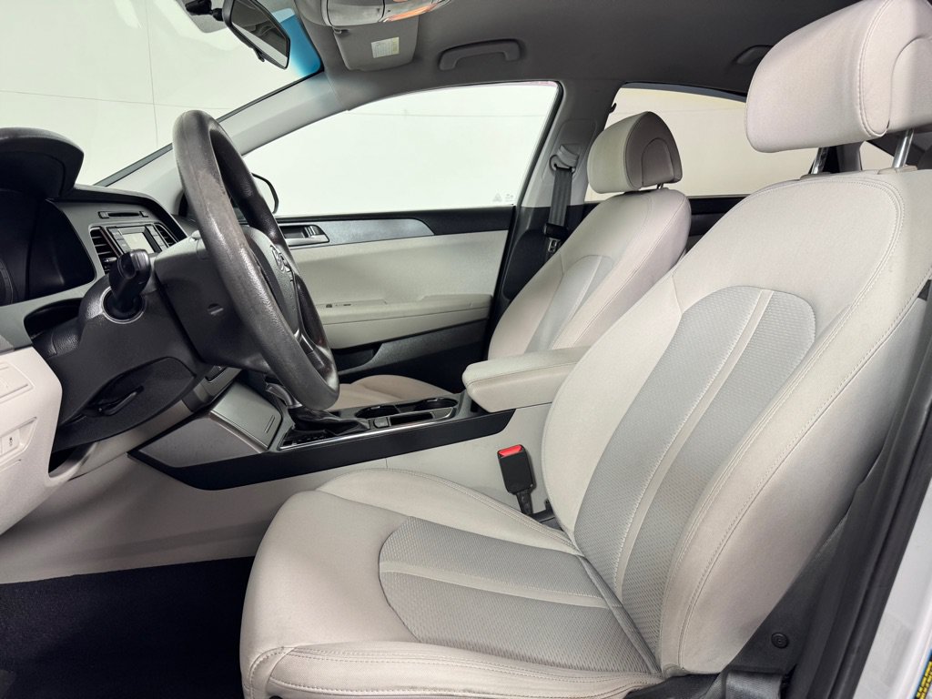 Used 2017 Hyundai Sonata SE FWD image 10