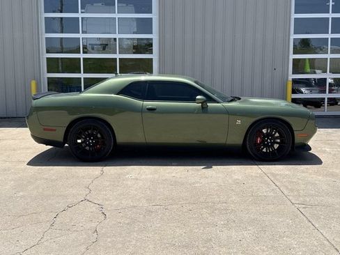 Used 2021 Dodge Challenger R/T Scat Pack w/ Dynamics Package RWD image 2