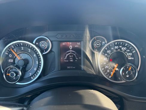 Used 2022 RAM 1500 Big Horn AWD/4WD image 20