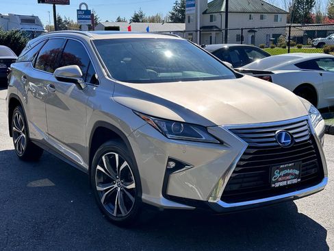 Used 2018 Lexus RX 450hL Premium w/ Premium Package image 26