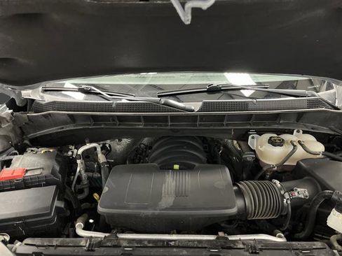 Used 2024 Chevrolet Silverado 1500 LT image 40