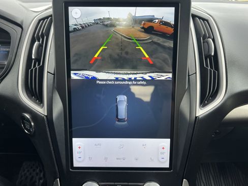 Certified 2023 Ford Edge SEL w/ Convenience Package image 6