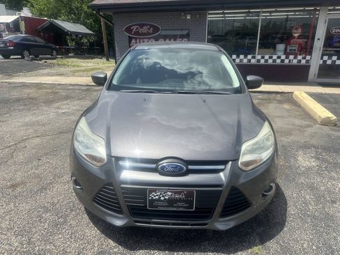 Used 2012 Ford Focus SE FWD image 9